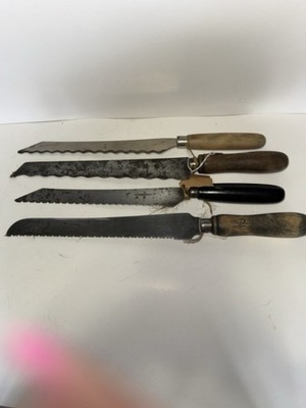 Vintage Bread Knife Lot Ontario Knife Co Rustic Wavy Serrated Kitchen 4pc